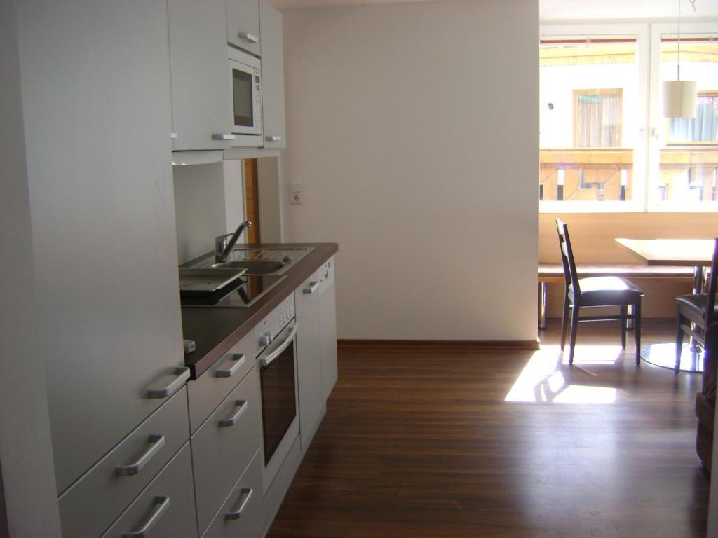 Almandin Apartments Ischgl Kamer foto