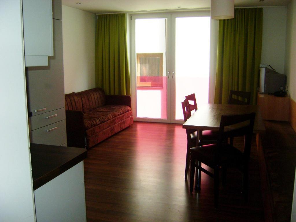 Almandin Apartments Ischgl Kamer foto